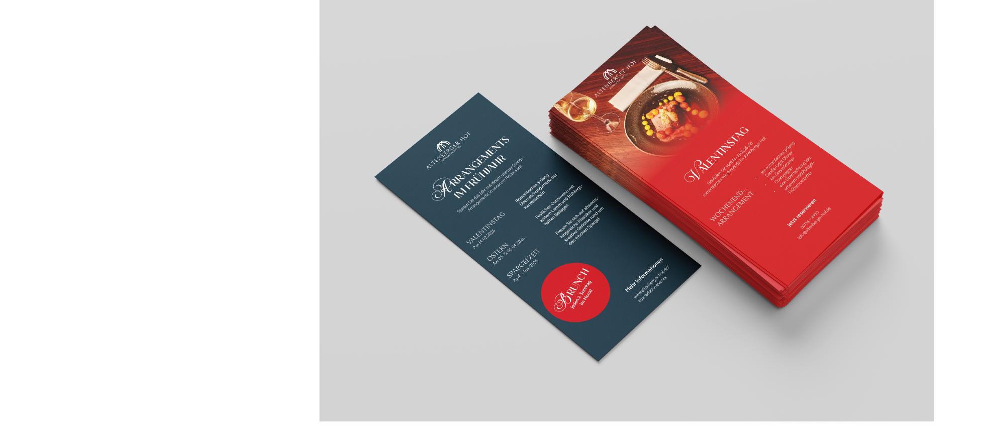 Die Kulinarik-Flyer als Stapel — Valentinstag-Rot und Nachtblau