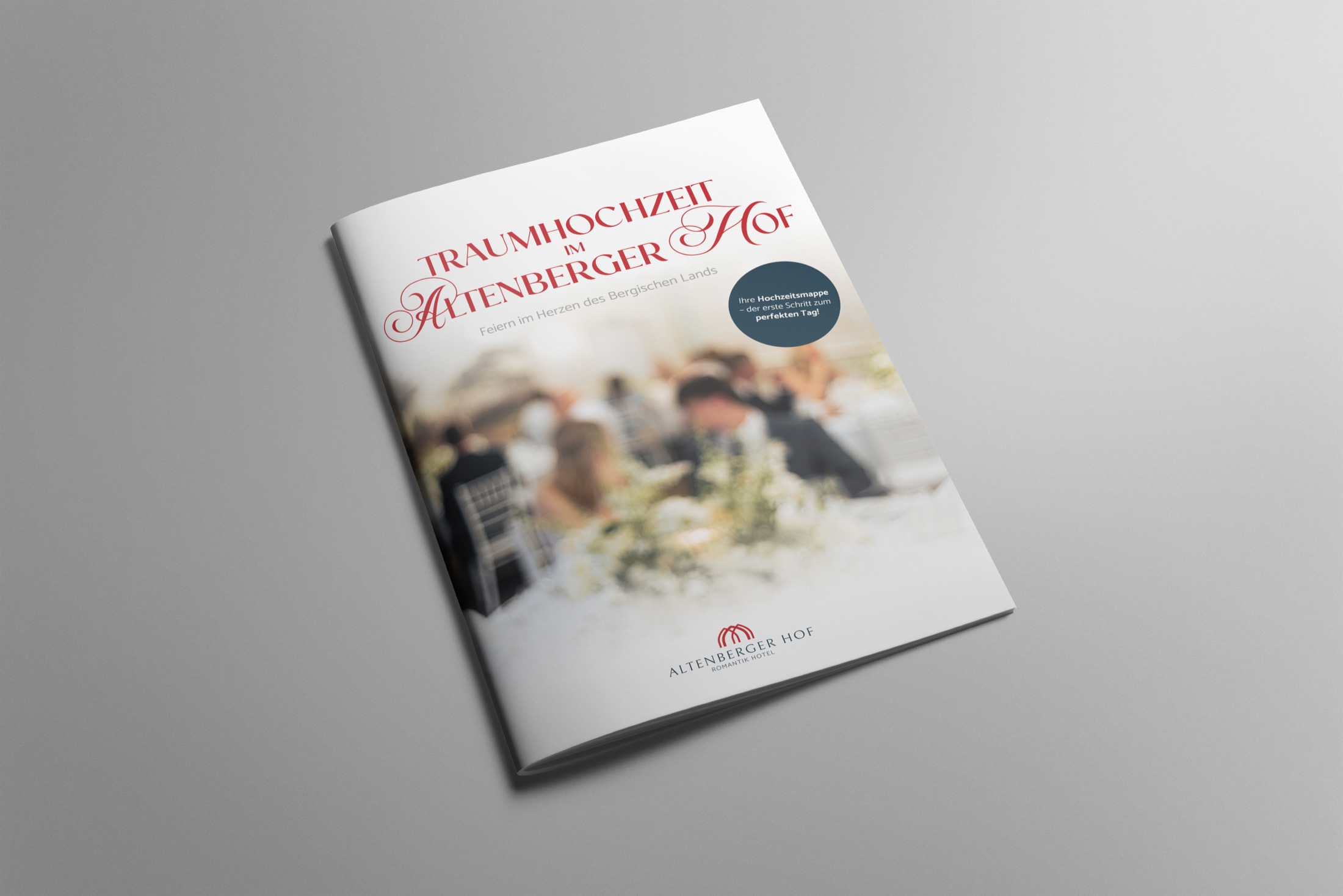 Das Cover der Hochzeitsmappe — „Traumhochzeit im Altenberger Hof